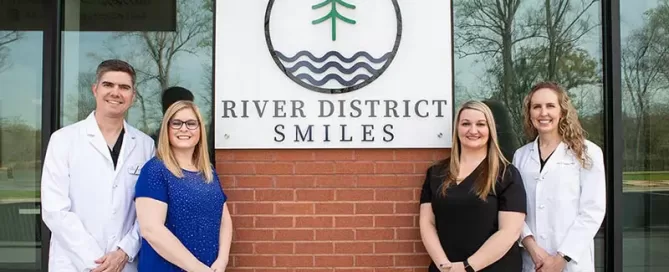 River District Smiles Outdoor