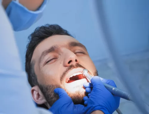 Emergency Dentistry: Why Go to the Pros for Injured, Painful Tooth 